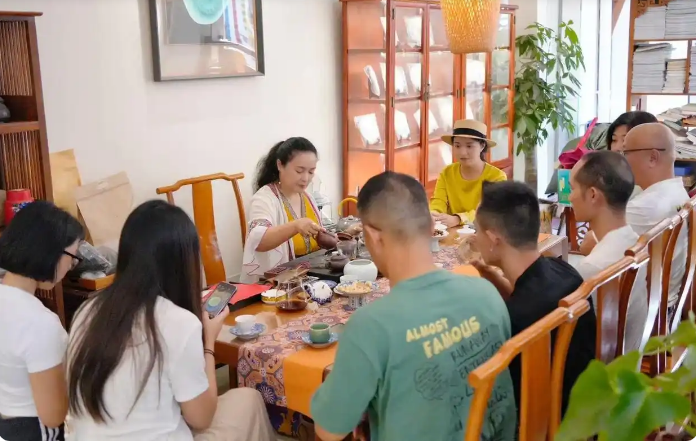 0b9ba298-7d95-4ea2-81f5-7416b5373386